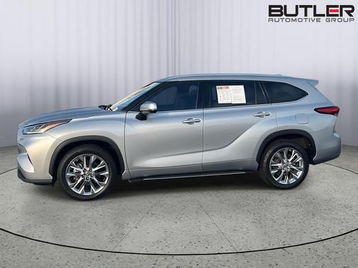 Celestial Silver Metallic 2023 Toyota Highlander Limited
