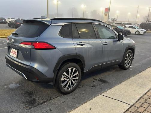 2023 Toyota Corolla Cross XLE