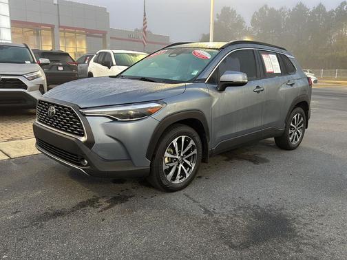 2023 Toyota Corolla Cross XLE