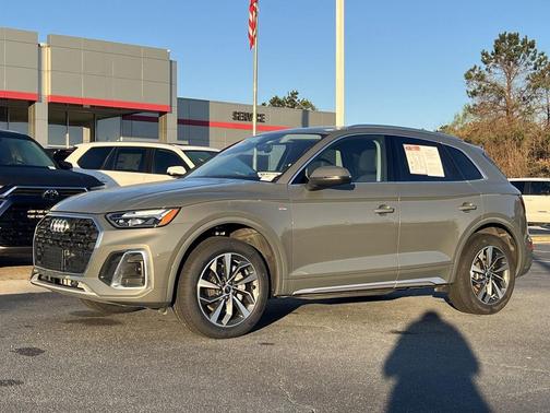 2023 Audi Q5 45 S line Premium Plus