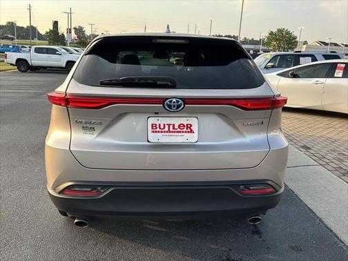 2022 Toyota Venza LE