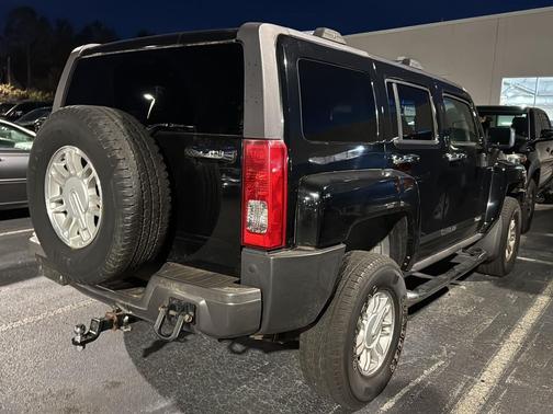 2007 Hummer H3 Base