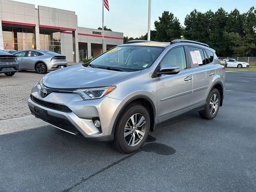 2018 Toyota RAV4 XLE