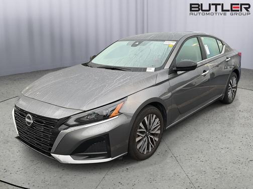 Gun Metallic 2025 Nissan Altima SV FWD
