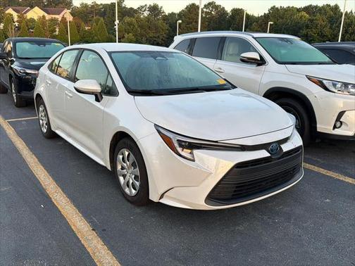 2024 Toyota Corolla Hybrid SE