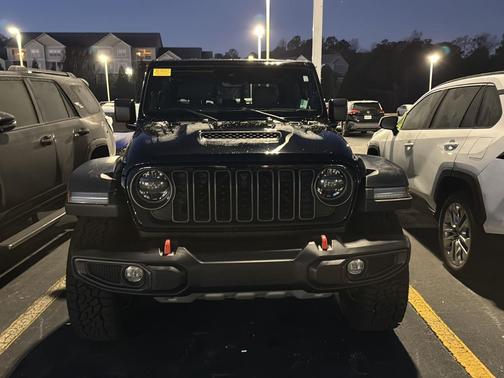 2024 Jeep Gladiator Mojave