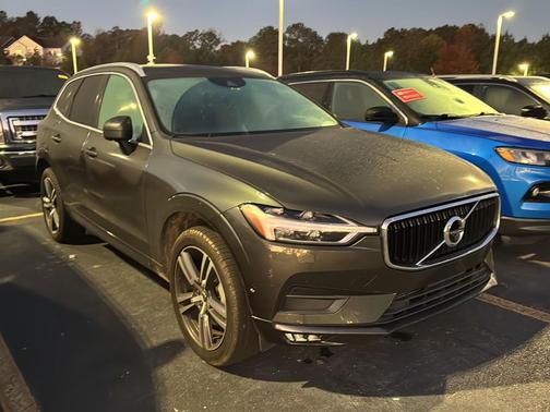 2019 Volvo XC60 T6 Momentum