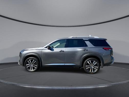 Gun Metallic 2025 Nissan Pathfinder Platinum 4WD