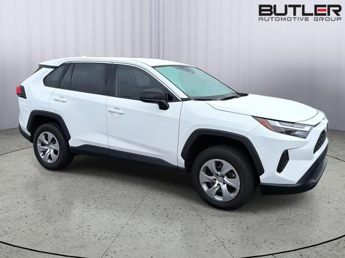 Ice Cap 2024 Toyota RAV4 LE