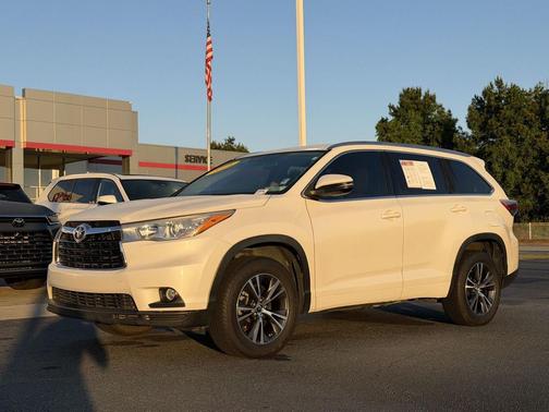 Blizzard Pearl 2016 Toyota Highlander XLE