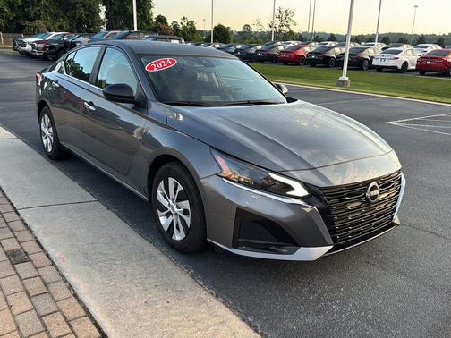 2024 Nissan Altima S FWD
