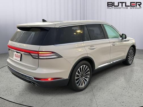 2022 Lincoln Aviator Reserve