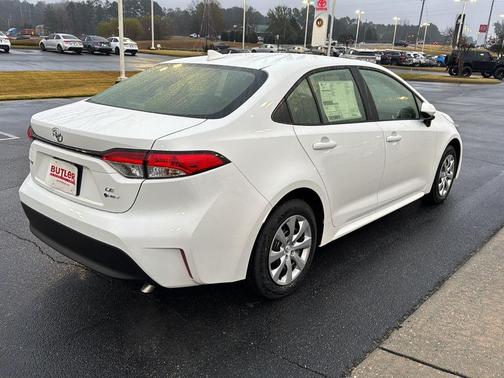 2026 Toyota Corolla Hybrid LE