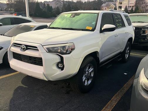 2024 Toyota 4Runner SR5