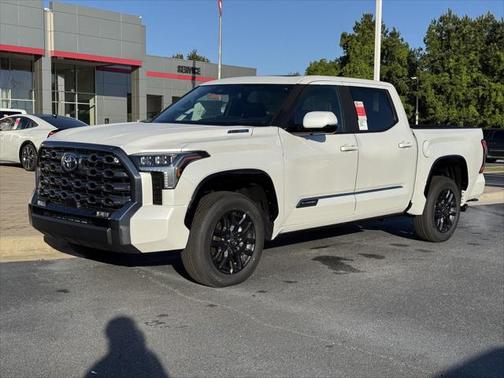2025 Toyota Tundra Hybrid Platinum