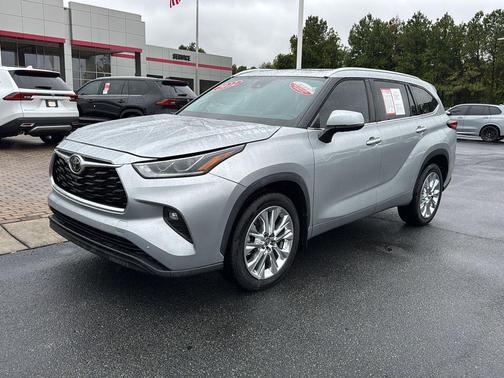 2022 Toyota Highlander Limited