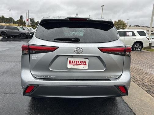 2022 Toyota Highlander Limited