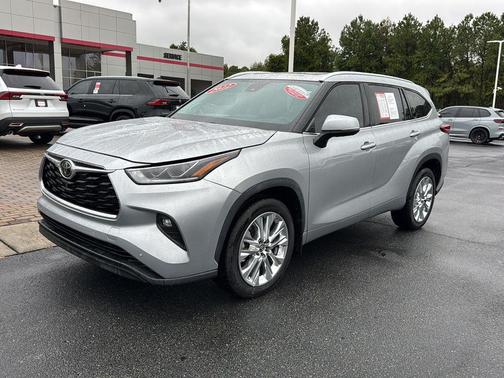 2022 Toyota Highlander Limited