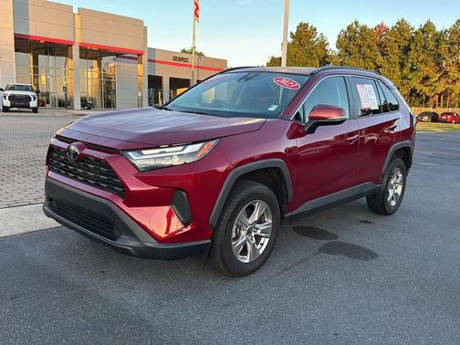 2023 Toyota RAV4 XLE