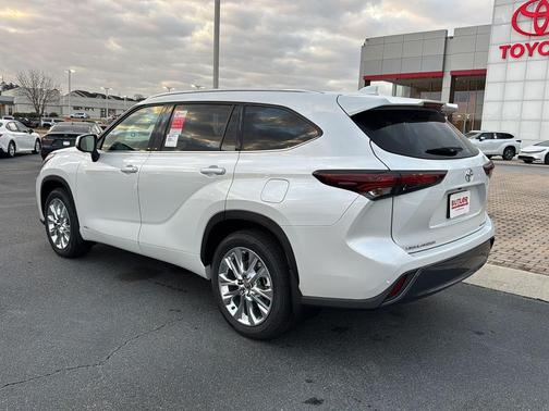 2026 Toyota Highlander Hybrid Limited