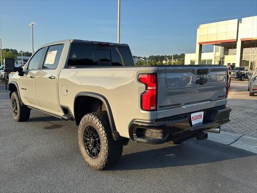 2024 Chevrolet Silverado 2500 4WD Crew Cab Standard Bed ZR2