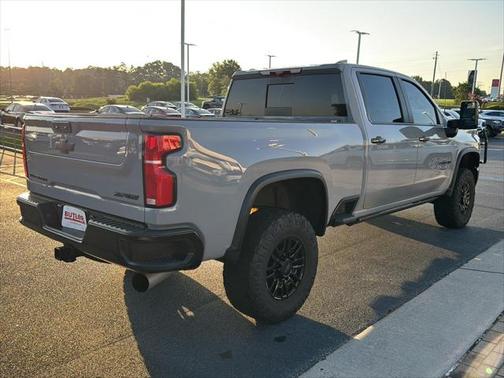2024 Chevrolet Silverado 2500 4WD Crew Cab Standard Bed ZR2