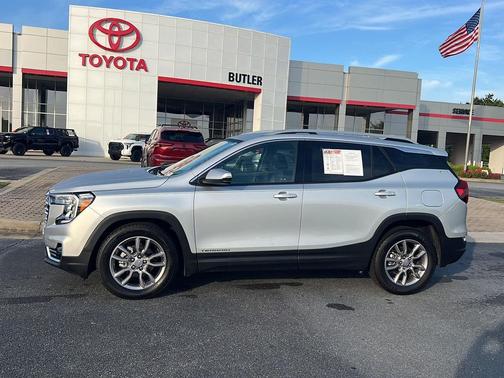 2022 GMC Terrain SLT