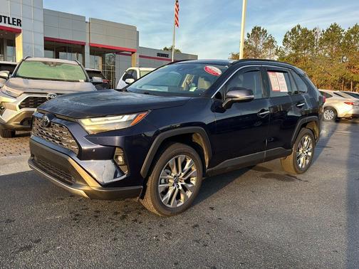 2022 Toyota RAV4 Limited