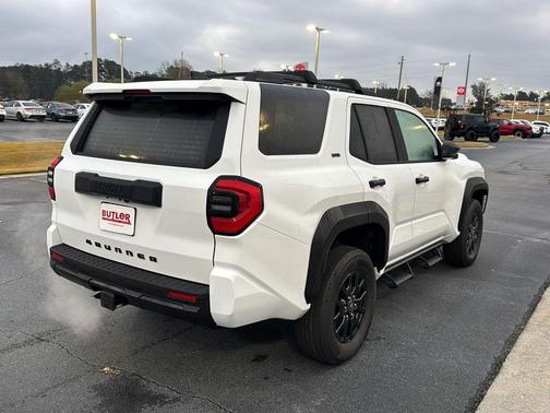 2025 Toyota 4Runner SR5