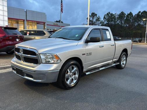 2016 RAM 1500 SLT