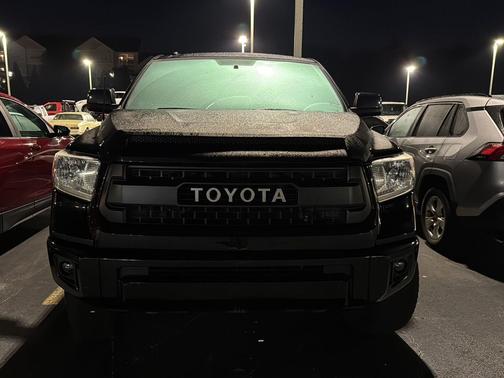 2017 Toyota Tundra Platinum