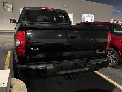 2017 Toyota Tundra Platinum