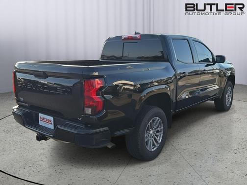 Black 2024 Chevrolet Colorado LT