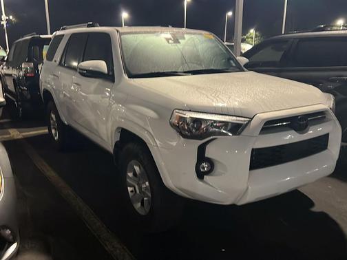 Ice Cap 2024 Toyota 4Runner SR5 Premium