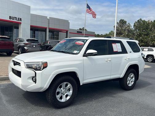 Ice Cap 2024 Toyota 4Runner SR5 Premium