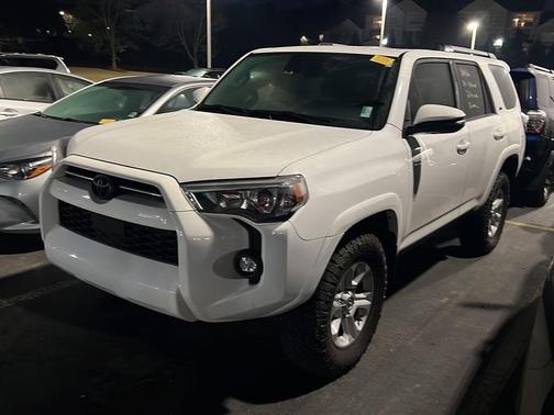 Ice Cap 2024 Toyota 4Runner SR5 Premium