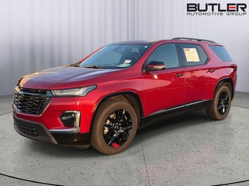 Cherry Red Tintcoat 2022 Chevrolet Traverse Premier