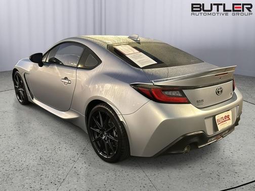 2024 Toyota GR86 Premium