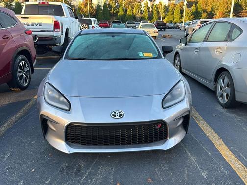 2024 Toyota GR86 Premium