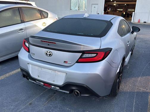 2024 Toyota GR86 Premium