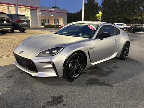 2024 Toyota GR86 Premium