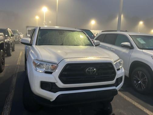 2019 Toyota Tacoma SR