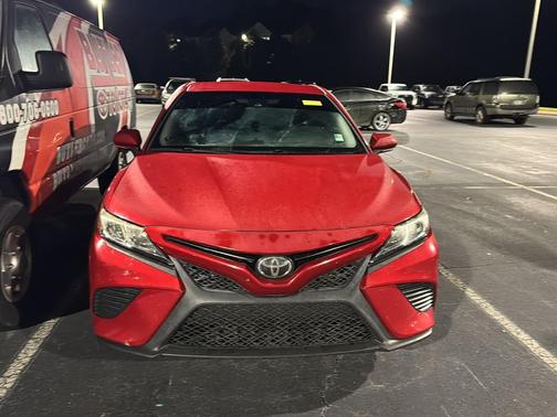 2019 Toyota Camry SE