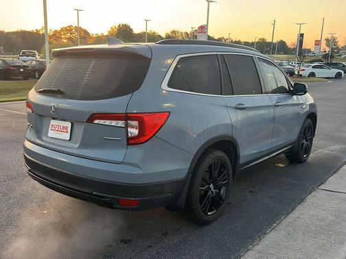 Sonic Gray Pearl 2022 Honda Pilot 2WD Special Edition