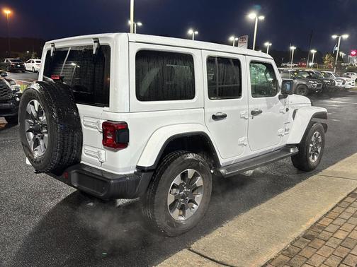 2022 Jeep Wrangler Unlimited Sahara