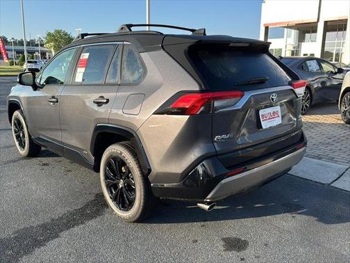 2025 Toyota RAV4 Hybrid SE
