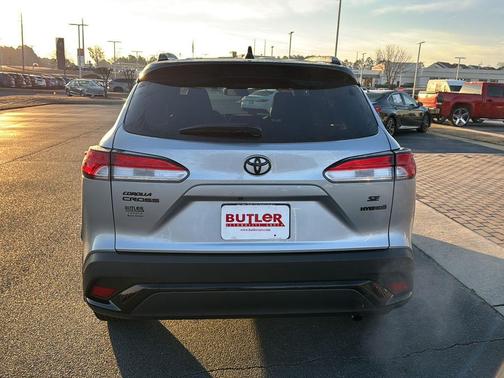 2023 Toyota Corolla Hybrid SE