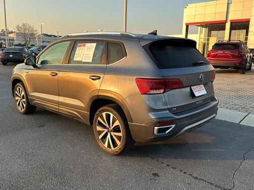 2022 Volkswagen Taos 1.5T SE