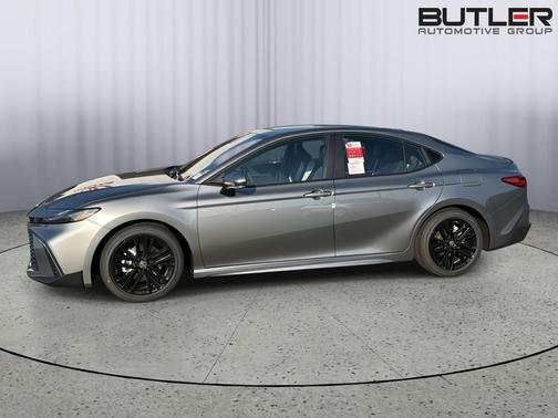 Heavy Metal 2026 Toyota Camry SE