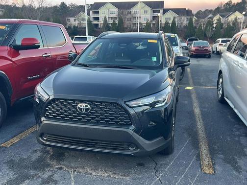 2025 Toyota Corolla Cross LE